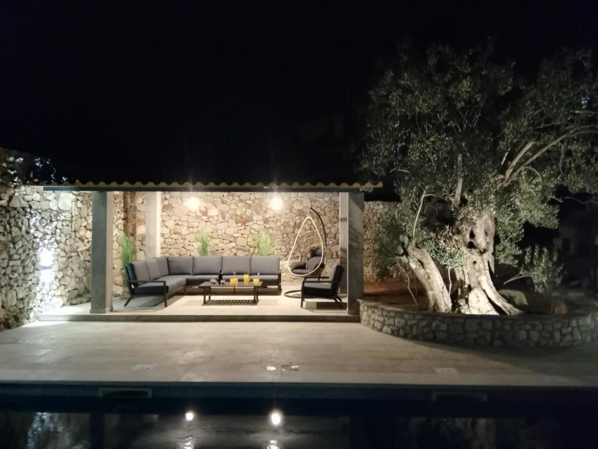 فيلا Olive Tree - House With Pool Vinišće المظهر الخارجي الصورة