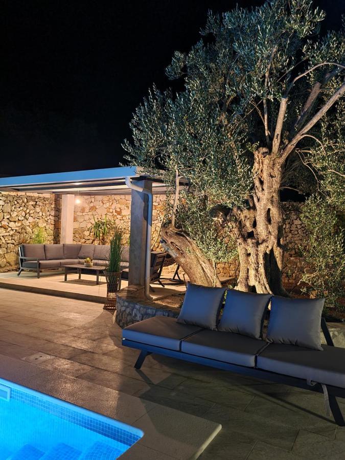 فيلا Olive Tree - House With Pool Vinišće المظهر الخارجي الصورة